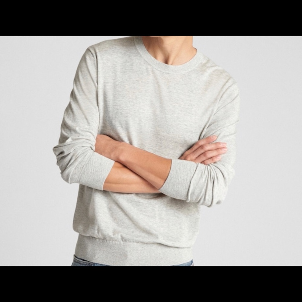 GAP Light Gray long sleeve crew neck